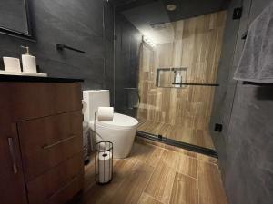 Stylish 2-Bedroom City Approved Basement Apartment