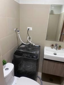 Unistay SHORE 3 Tower 2 10th Floor w Balcony Pool View