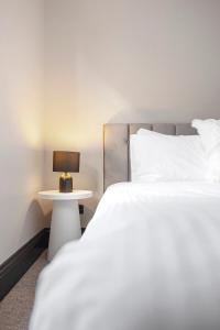 The Victorian Stone Terrace