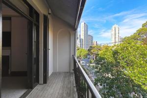 The Victorian Stone Terrace