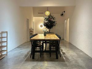 The Luxurious 1256, Forest Flow Villa
