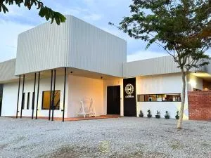 The Luxurious 1256, A Famosa Melaka - Kampong Pulau Sebang