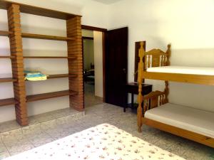 Chácara Tâmo na mió, Confortável casa de campo para famílias com Wifi, max 15 pessoas