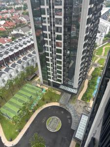 1BR apartment near MRT station