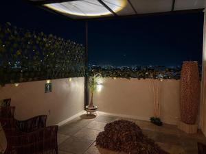 The Rooftop TerraceA unique view, downtown and comforta