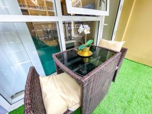 Spacious 2BR Luxury Suite across Okada, Airport