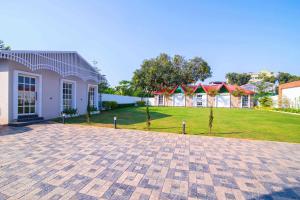 Treebo Greenland Resort Patia with Swimming Pool