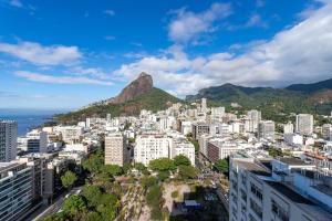 Flat Top LEBLON - Vista Mar e Vista Cristo Rendendo - 300m PRAIA e 150m Metro - Ar Condicionado, SmarTV 50" e Wi-Fi 100mbps