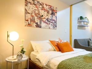 Chillhive Condo In Bgc Near Uptown Mall #ournw17a