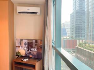 Cozy Stay In Bgc Near Uptown Mall #oursw11d1