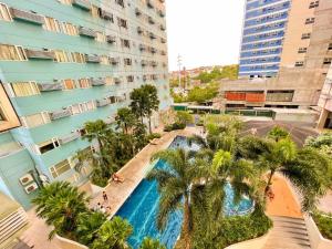 Budget-friendly Condo Near Bgc, Venice #rt34008