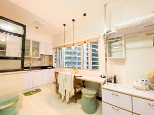 Prime Condo Living Near Venice Canal #msert26k