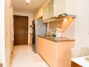 Luxury BGC Condo Across Uptown Mall #ournw19a