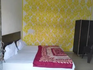 ICY Yellow Kridha Expo Stay - Greater Noida