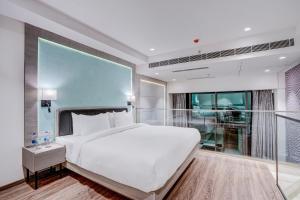 Sunday Hotels and Residences