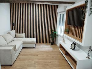 Cozy 2-bedroom village house