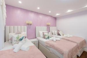 Metro Majesty 5-Bedroom Gem in South Tottenham