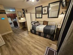 Cute Comfy Studio Prime Location - Saint Marks