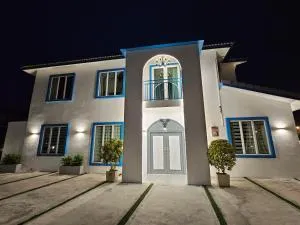 WARNI 45 Whole Or Room - Kampong Sengkang Batu Twenty