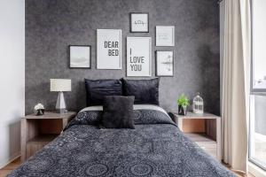 Sunny and Modern Cozy flat for 2 in Downtown