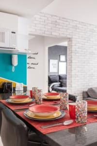 Sunny and Modern Cozy flat for 2 in Downtown