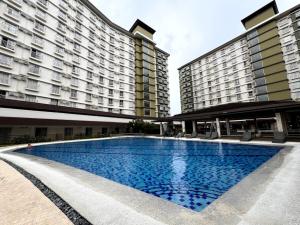 Bamboo Bay T1 unit 3U studio Internet Netflix