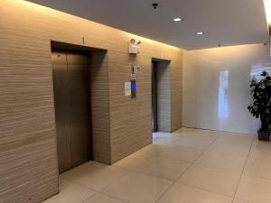 Bamboo Bay T1 unit 3U studio Internet Netflix