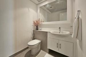 Luxury 3 Bed Apt with Golf Course Views