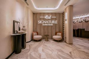 iRest Signature Ba Dinh Lakeside