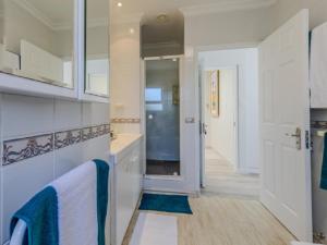 Hermanus - Heart of the Sea