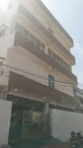 Hotel Silver Park and Restaurant - Біласпур