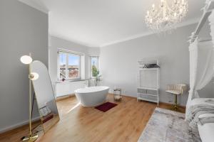 Liebelei Miesbach Boutique Apartment - 2 Min zum Bahnhof, eigener Parkplatz
