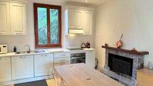 Fedis Home - Along the Scenic Como Greenway