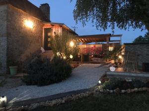 Maisons de vacances Maison typique Perigourdine avec piscine : photos des chambres