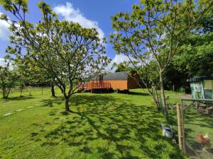 CharoulHôtes Gîtes et roulotte insolite