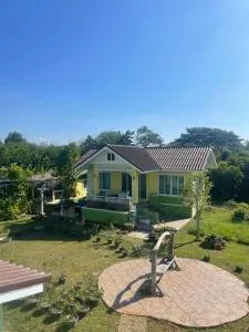 Ray's - Ban Phae Khwang