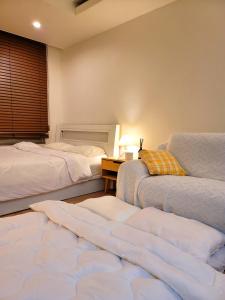A comfortable Gangnam house in the city center-403