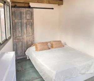 Paillote Plume Bleue - 圣勒