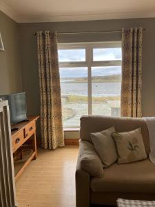 Cozy Waterside Retreat Ballyvaughan 3