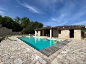 Maisons de vacances Maison au Domaine du Bile - Climatisation parking : photos des chambres