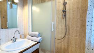 Appartements Le Petit Balcon - Proche Gare & Wifi : photos des chambres