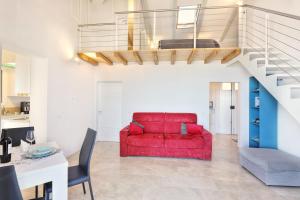 Appartamento Fronte Mare con Terrazza Panoramica