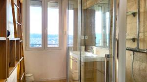 Le Bellevue - Beaux appartements avec vue splendide : photos des chambres
