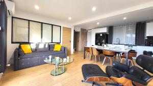 Le Bellevue - Beaux appartements avec vue splendide : photos des chambres