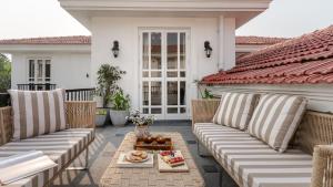 LohonoStays Beleza Villa A