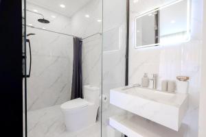 beachfront holiday home, private beach, front-line sea view villa