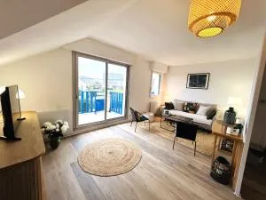 Charmant appartement 4 personnes à 50m de la plage - balcon vue mer -CELESTE - 普洛埃默