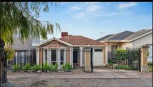 south Brighon 4 mins to beach near cafe shops - Darlington