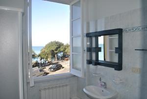 Al Piccolo Scoglio - Room & Breakfast