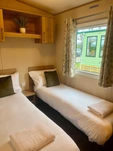 Cosy Blencathra Static Caravan Sited at Natland Caravan Park